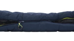 Outwell Camper Lux "R" Sleeping Bag Deep Blue (2023) 13 Outwell Camper Lux "R" Sleeping Bag Deep Blue (2023) -Professional Camping Store 230393 camper lux right side zipper feature photo5