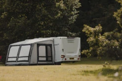 Vango Airbeam Vango Balletto Air 390 Elements Shield Caravan Awning (2023) 15 Vango Airbeam Vango Balletto Air 390 Elements Shield Caravan Awning (2023) -Professional Camping Store van 22 lifestyle balletto shield 390 hi 45 medium